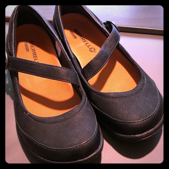 Merrell Shoes - Merrell Dassie Mary Jane slip on shoes, size 6 1/2